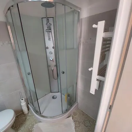 Studio Cosy Avec Sa Terrasse Privative Myl&1Nuit Toulon Apartmán